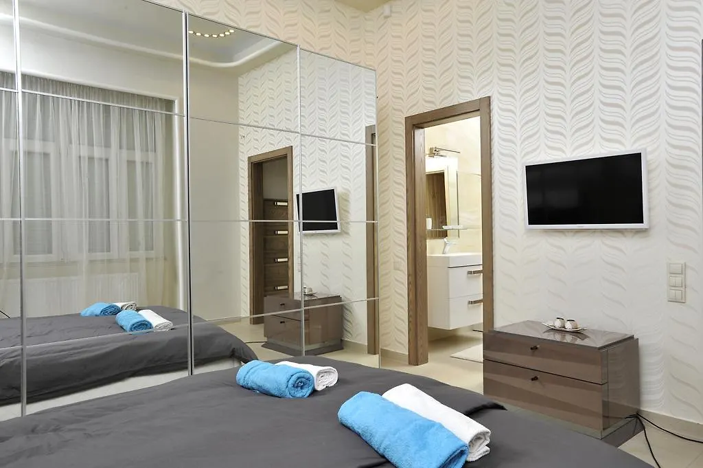 Apartamento Basilica Grand Luxury In The Historic Center Budapest Hungría